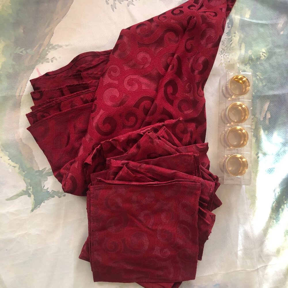 Target Classic Tidings Red Floral Oblong Tablecloth